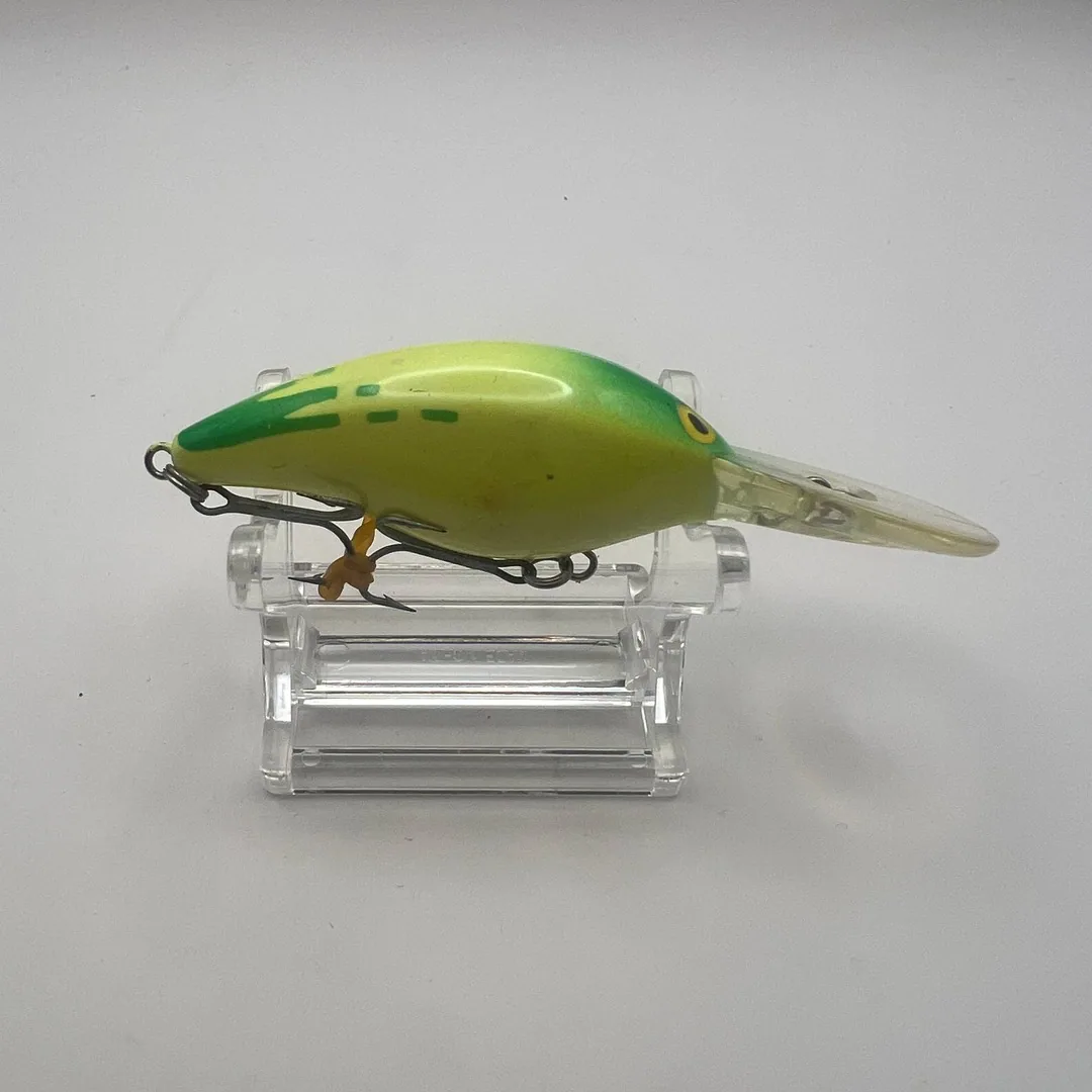 Wobler crankbait w zielonych odcieniach; Daiwa — zdjęcie 2