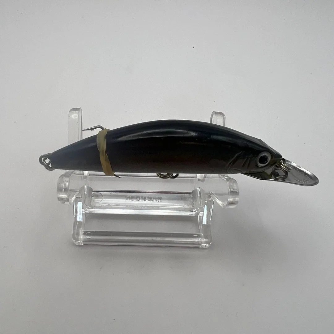 Wobler Skagit Designs Northern Jerk Bait 65F, ciemny z połyskiem — zdjęcie 2