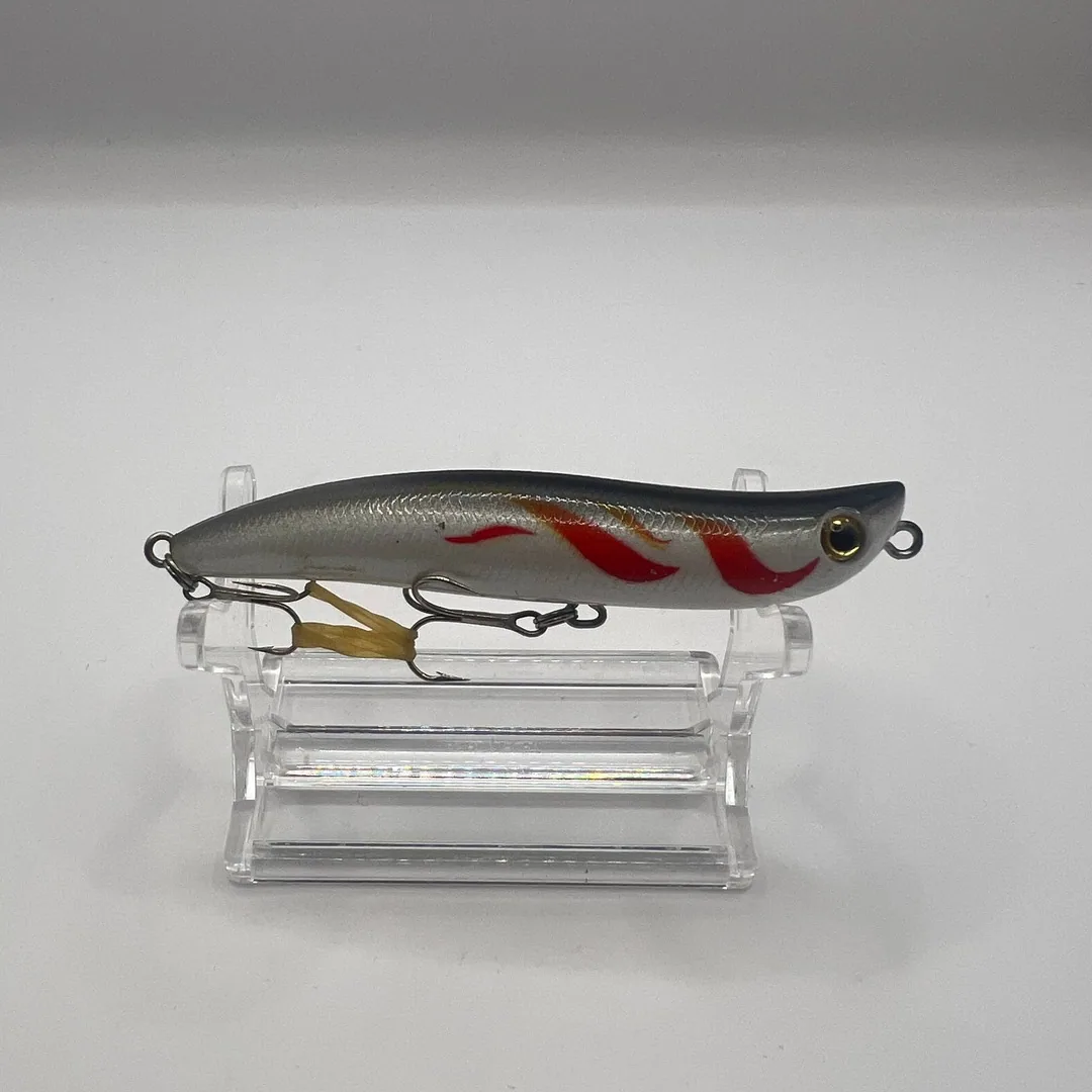 Wobler Casper, srebrny z czerwonymi akcentami, 80mm — zdjęcie 2