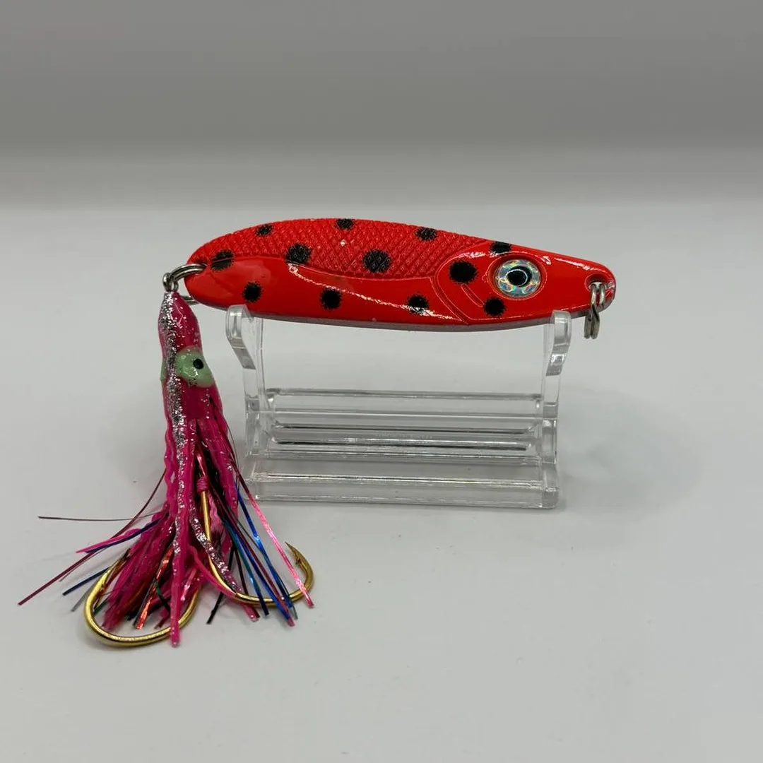 Błystka Yo-Zuri Arquid, czerwona z czarnymi kropkami — zdjęcie 2