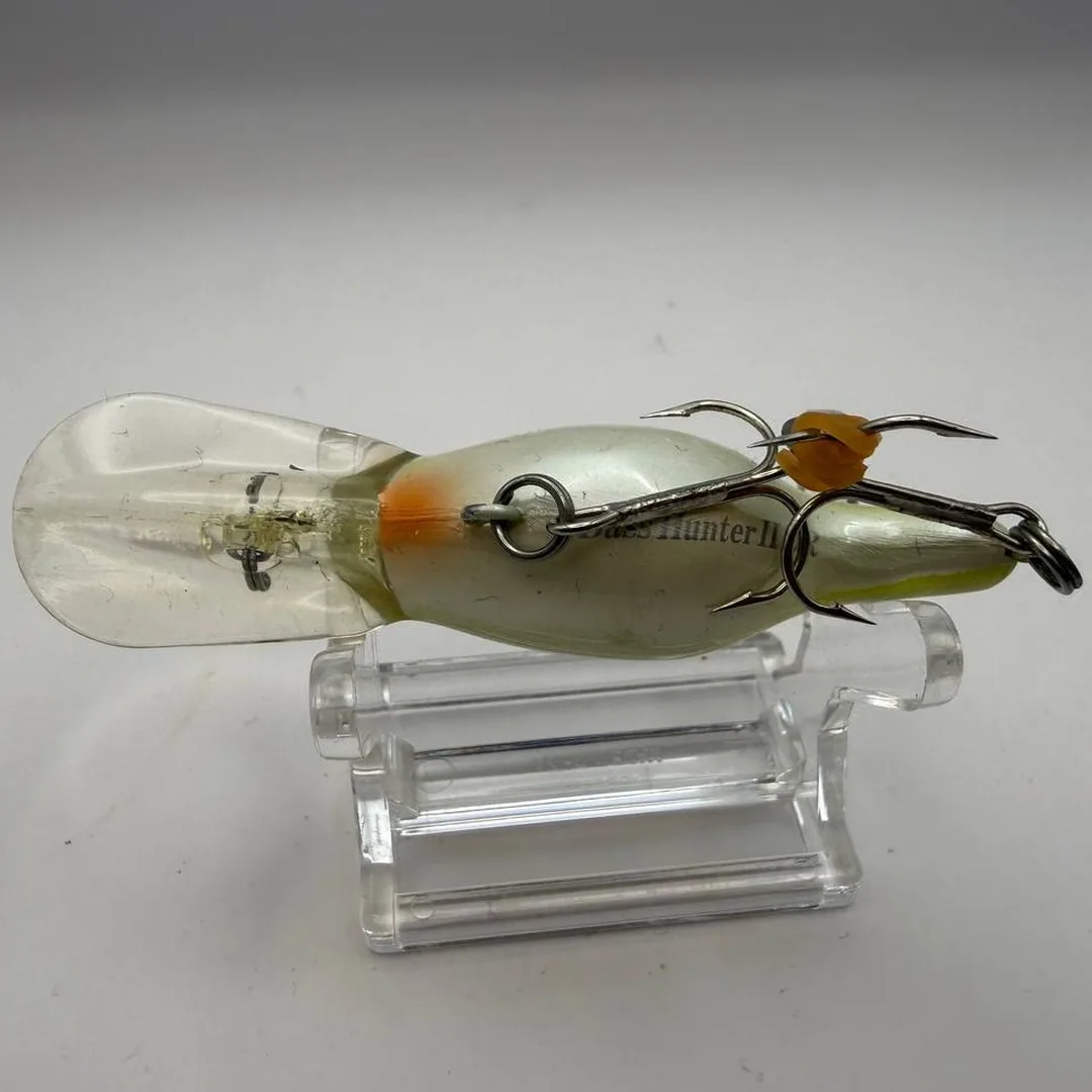 Wobler Luck-E-Strike Bass Hunter II, zielono-żółty, 55mm — zdjęcie 3