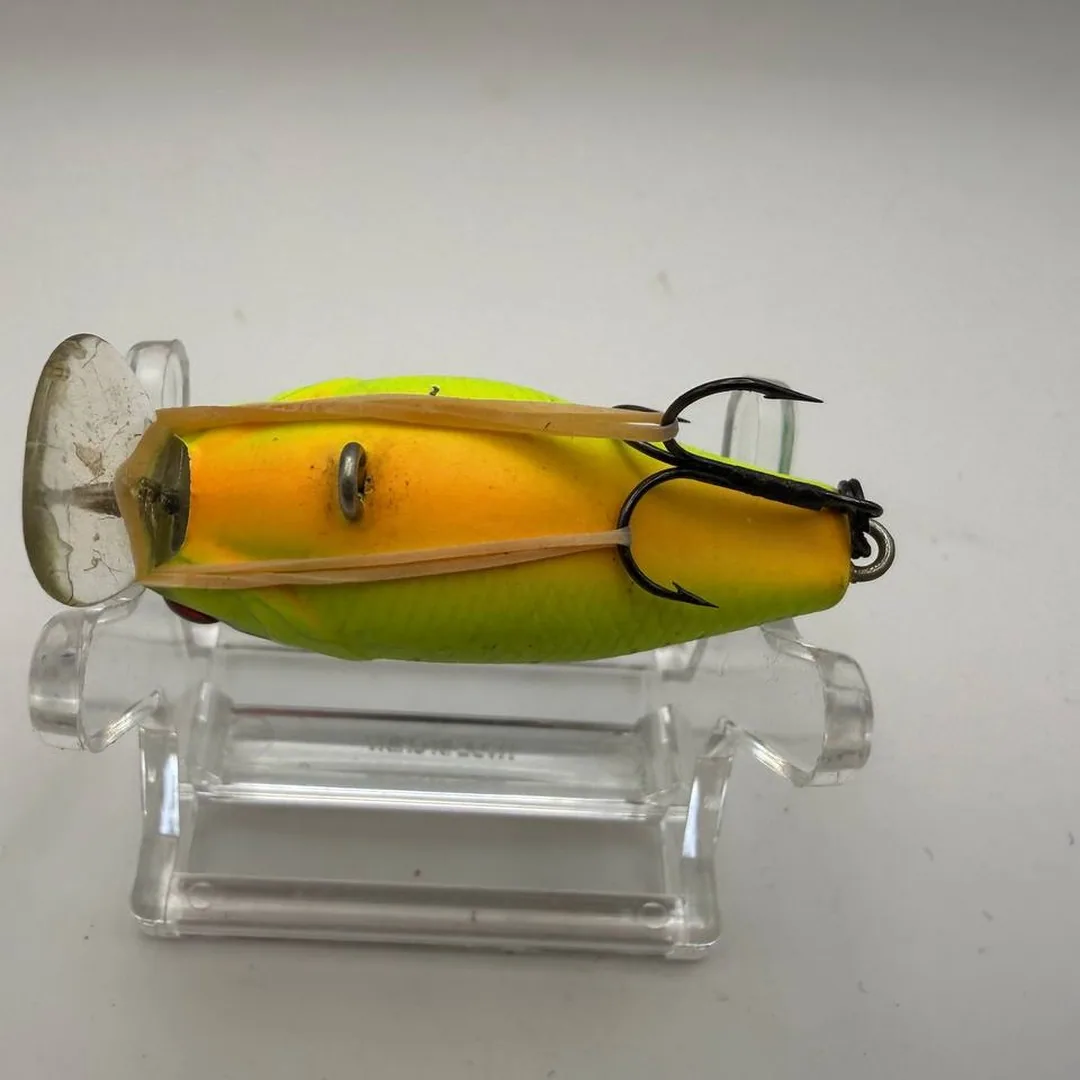 Wobler crankbait zielono-żółty O.S.P — zdjęcie 4