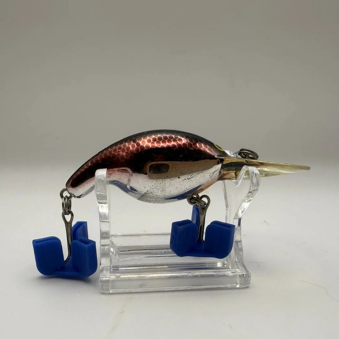 Wobler Metallic Bass Hunter II DR, brązowy grzbiet, srebrne boki — zdjęcie 3