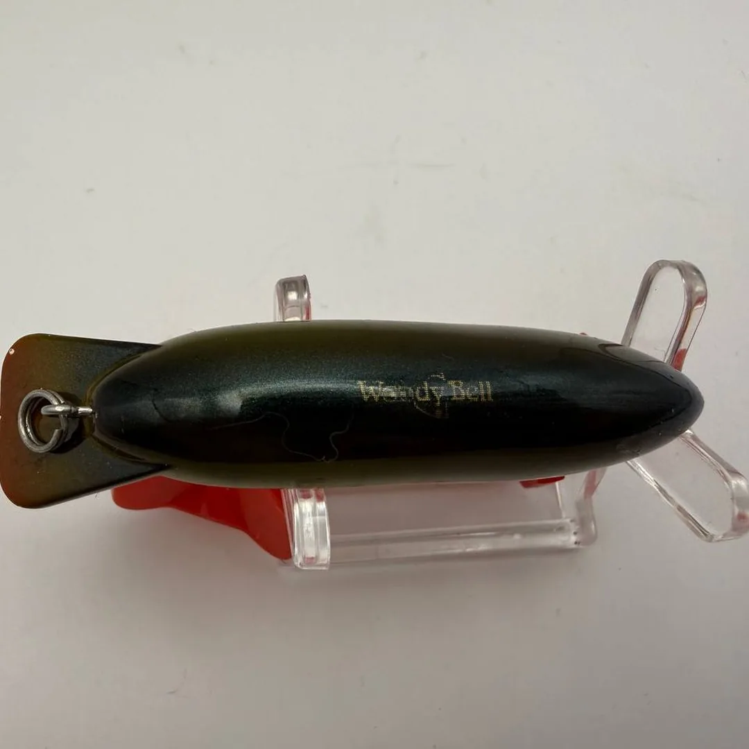 Wobler typu crankbait, zielono-czerwony, Woody Bell — zdjęcie 3