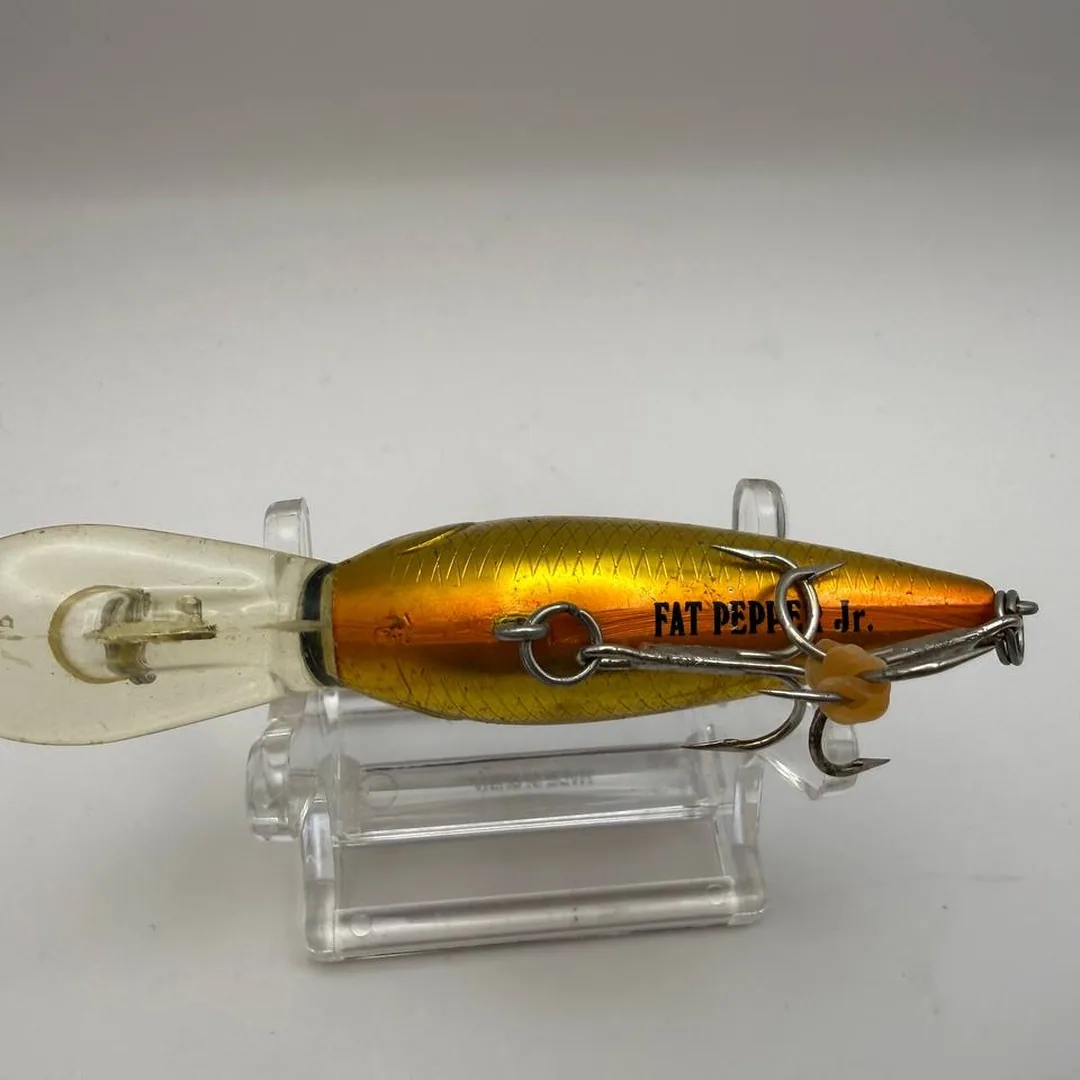 Wobler typu crankbait, złoty, Tiemco — zdjęcie 3