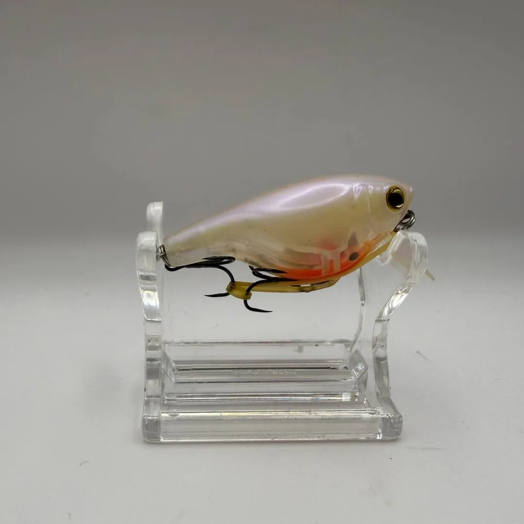 Wobler typu crankbait, perłowy z pomarańczowym brzuchem — zdjęcie 2