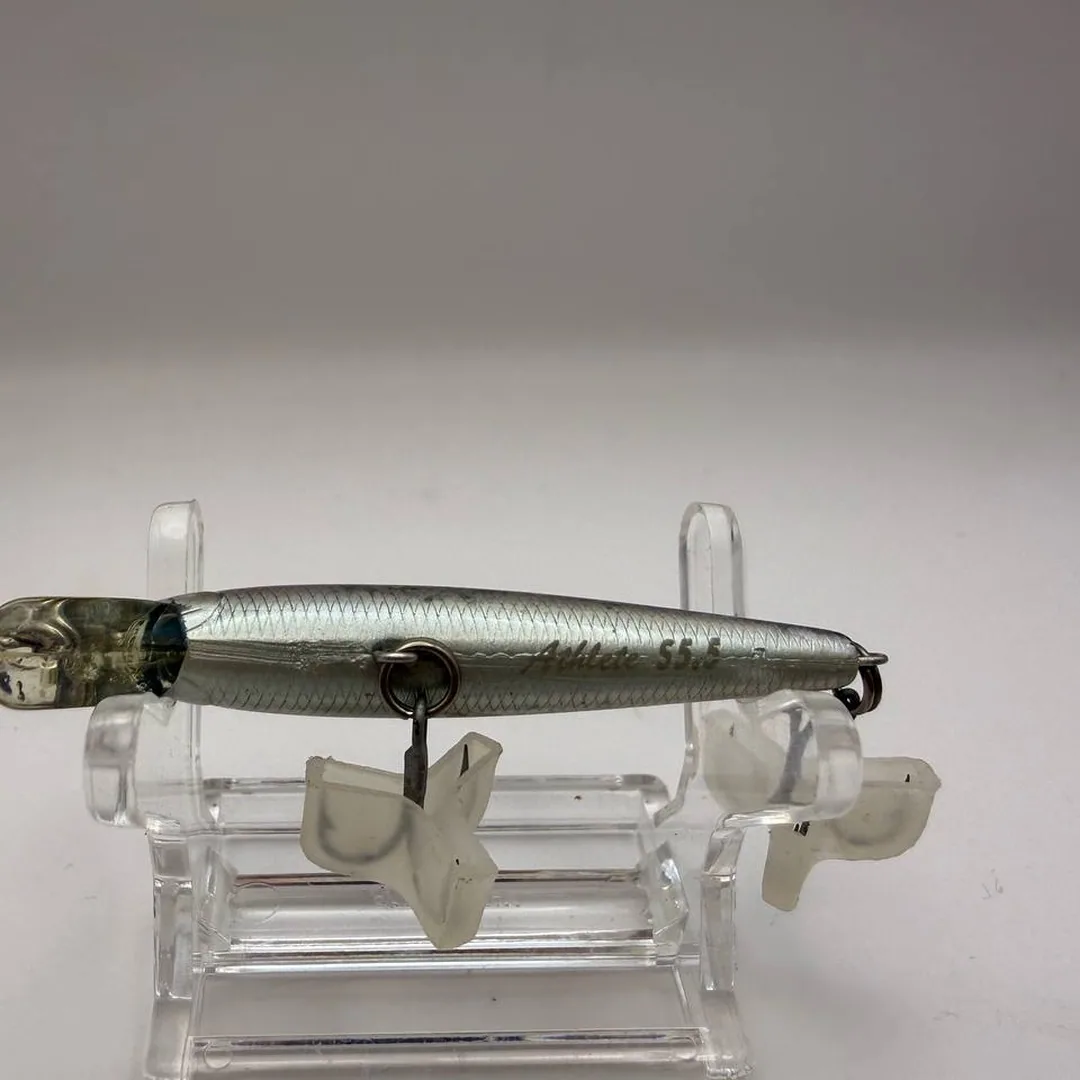 Wobler niebiesko-srebrny Jackson Athlete S55 — zdjęcie 3