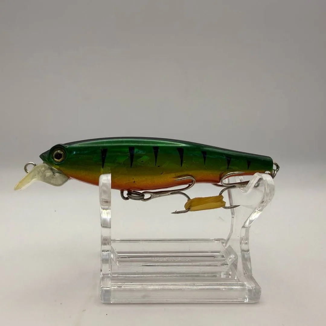Wobler minnow zielony grzbiet, pomarańczowy brzuch — zdjęcie 1