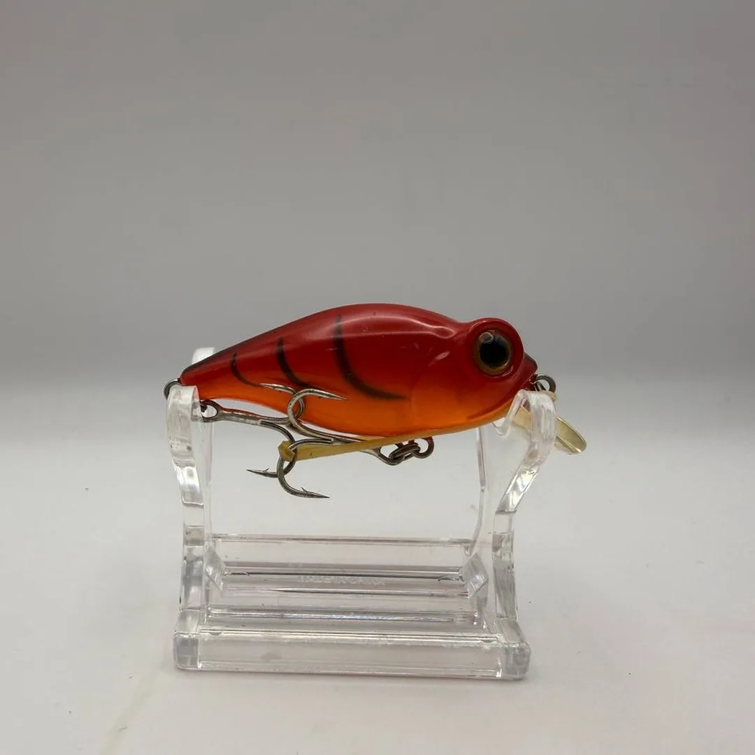 Wobler crankbait Cultiva, czerwony z czarnymi paskami — zdjęcie 2