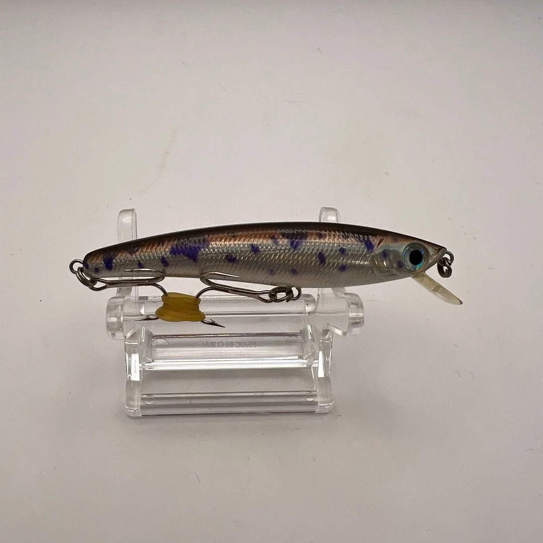 Wobler minnow Hunting Minnow, srebrny z niebieskimi plamkami — zdjęcie 2