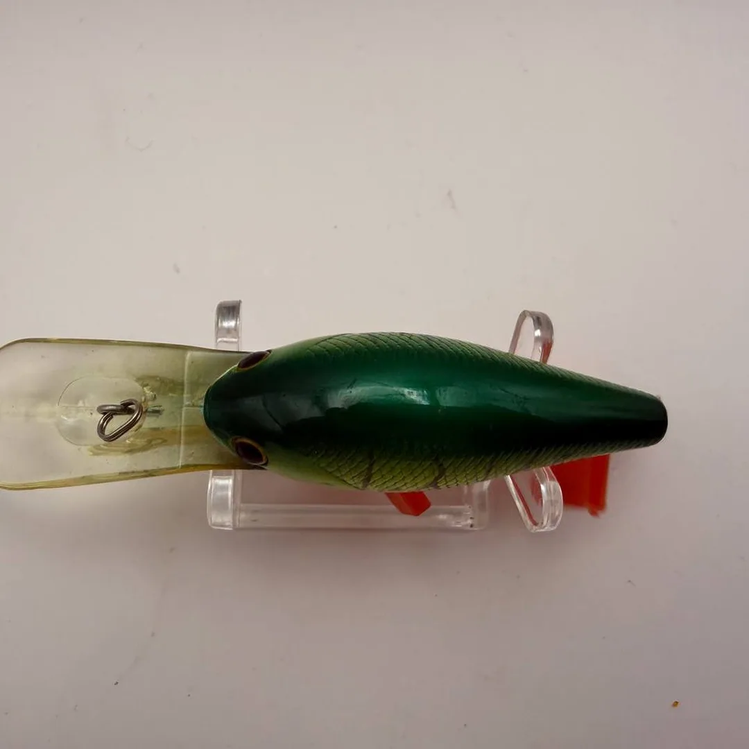 Wobler crankbait, zielono-żółty, Lucky Craft — zdjęcie 4