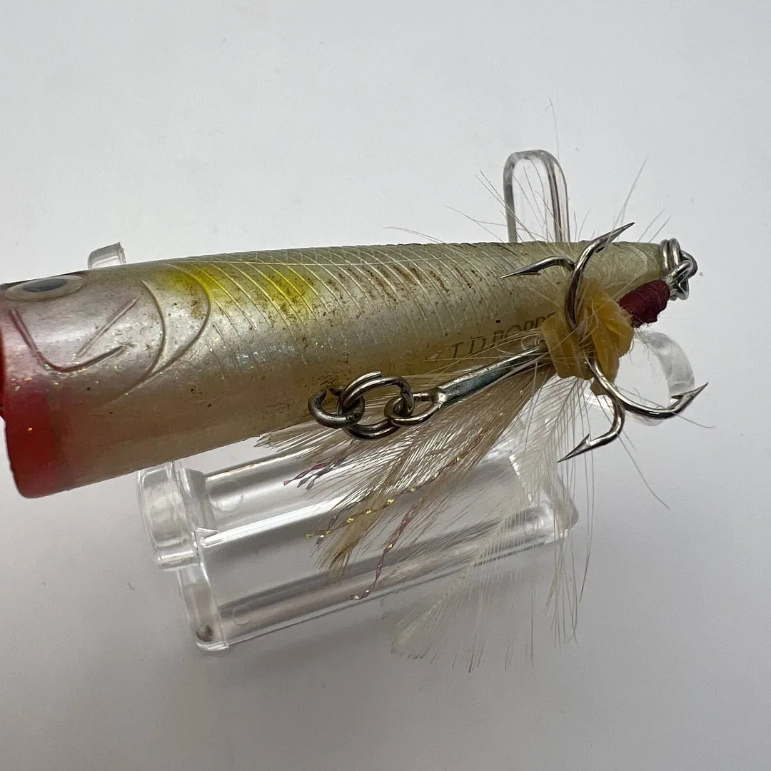 Popper Daiwa w kolorze zielono-srebrnym — zdjęcie 4