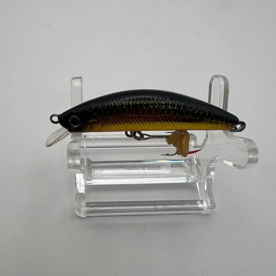 Wobler Daiwa Dr Minnow F, ciemny kolor — zdjęcie 1