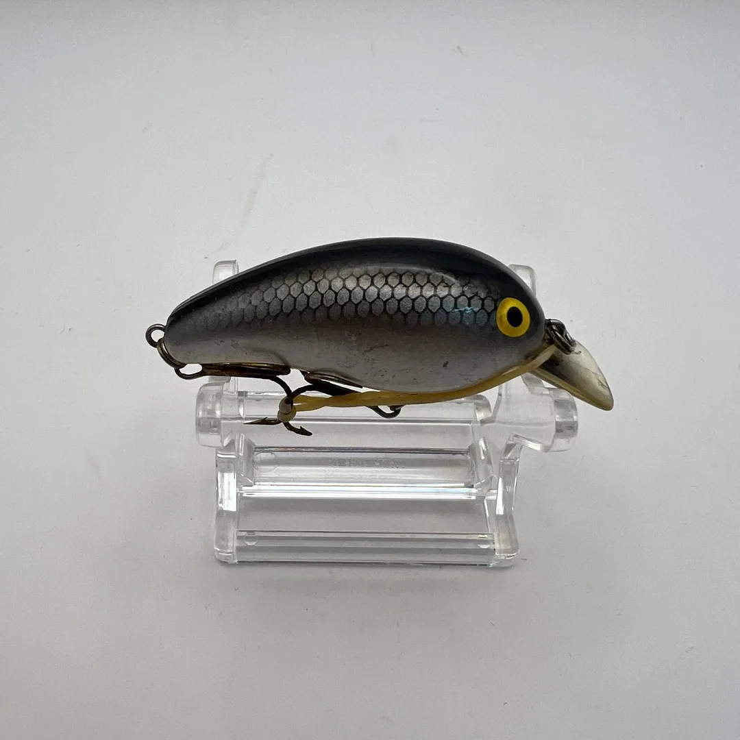 Wobler crankbait Daiwa Peanut 2, kolor ciemny z żółtym okiem — zdjęcie 2