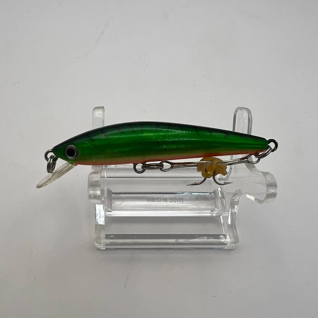 Wobler minnow zielony grzbiet, złote boki — zdjęcie 1