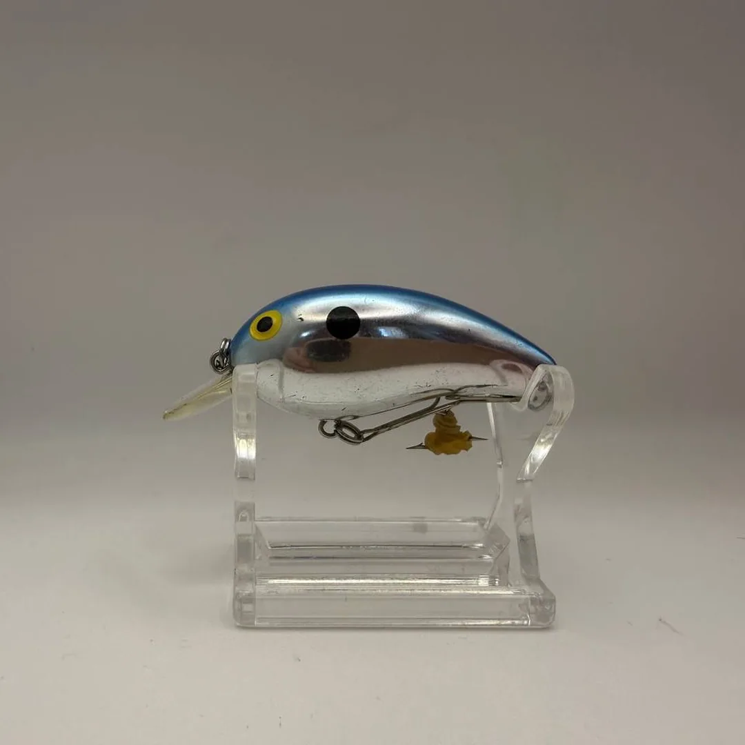 Wobler Daiwa Metallic Peanut II, metaliczny niebieski — zdjęcie 1