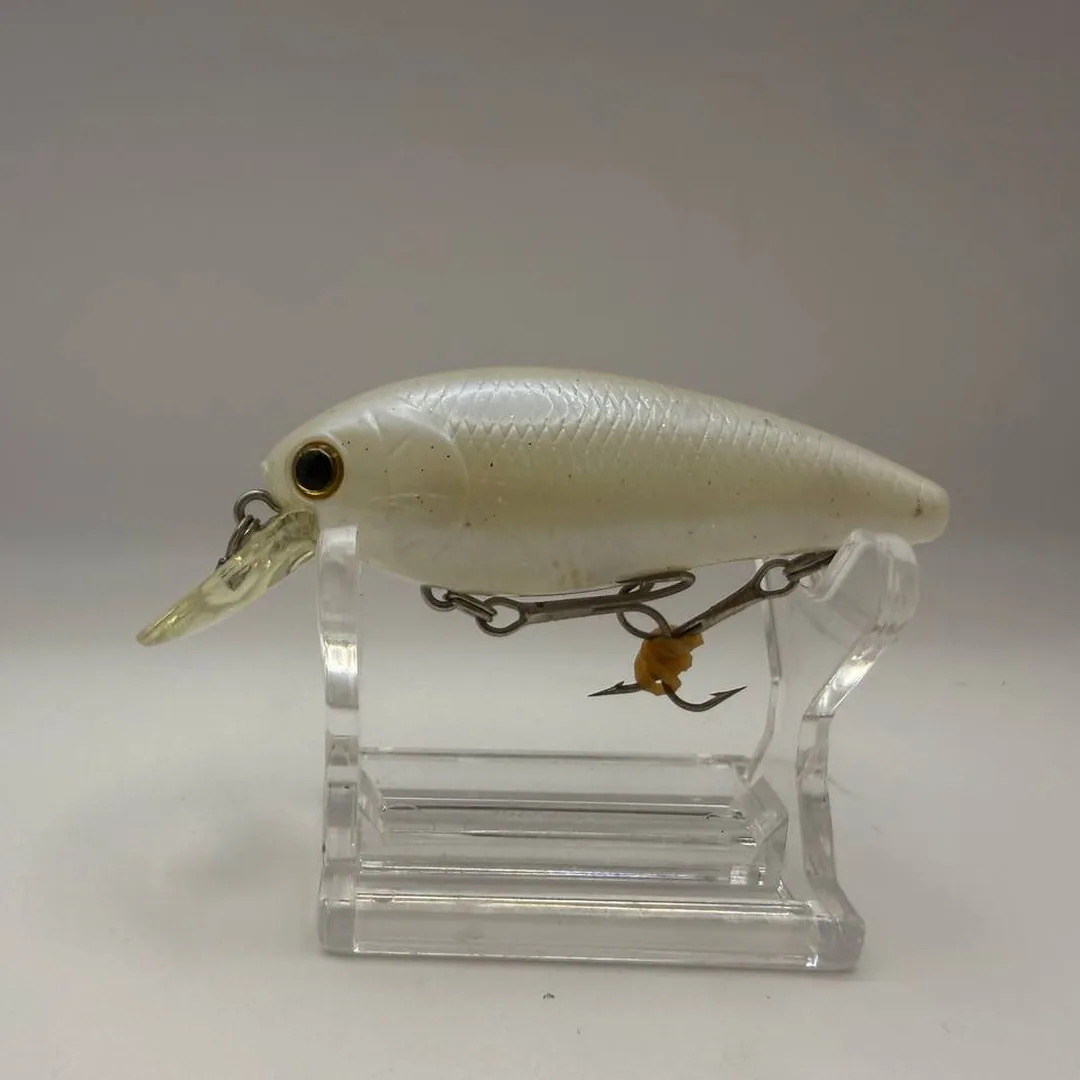 Wobler crankbait, jasny kolor, Lucky Craft — zdjęcie 1