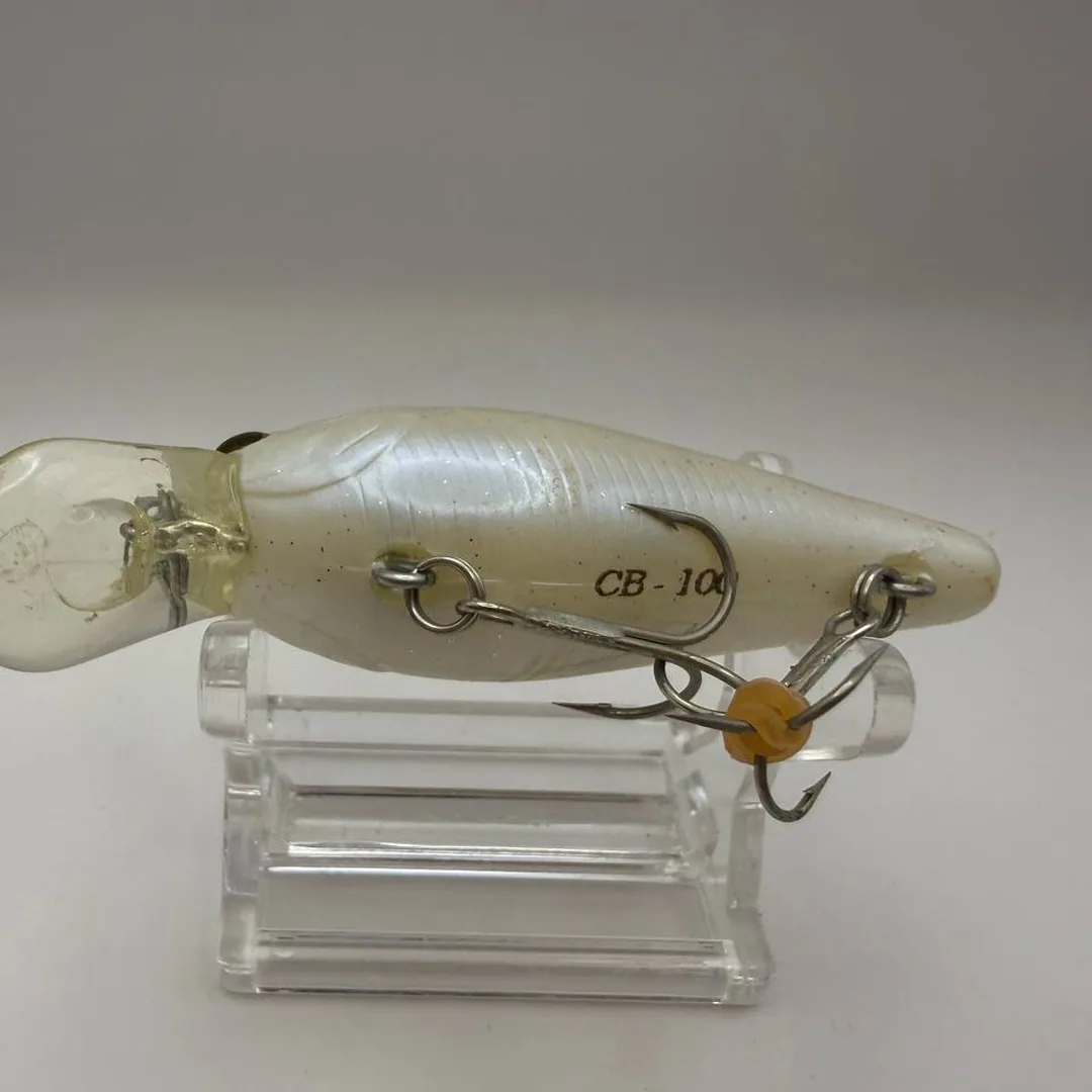 Wobler crankbait, jasny kolor, Lucky Craft — zdjęcie 3