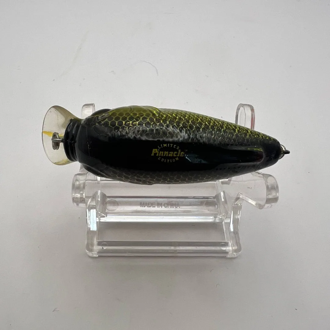 Crankbait Pinnacle, czarny grzbiet, złote boki — zdjęcie 3