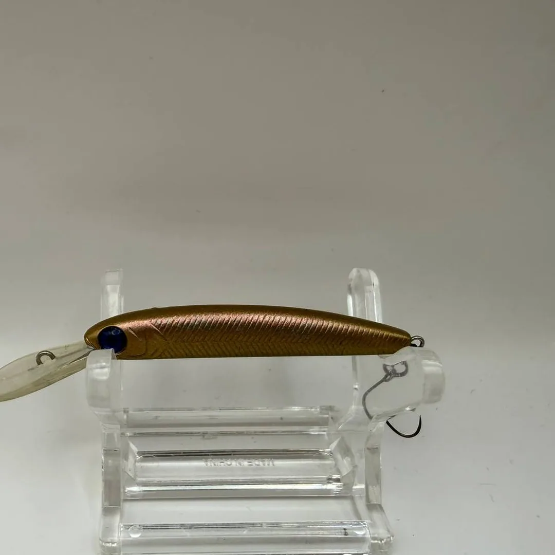 Wobler minnow miedziany 50mm z niebieskimi oczami — zdjęcie 1