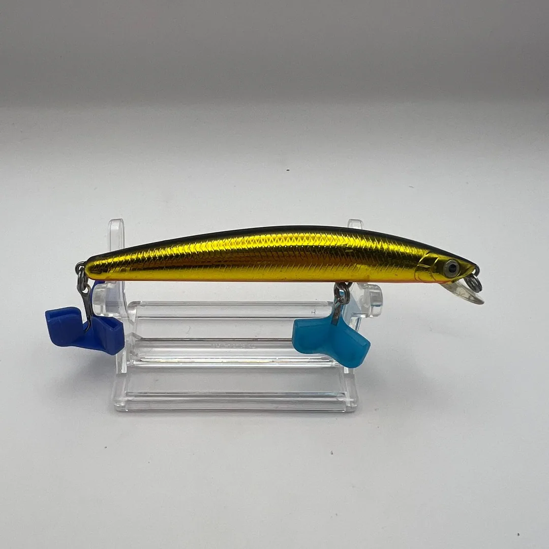 Wobler typu minnow, złoty kolor, Daiwa — zdjęcie 2