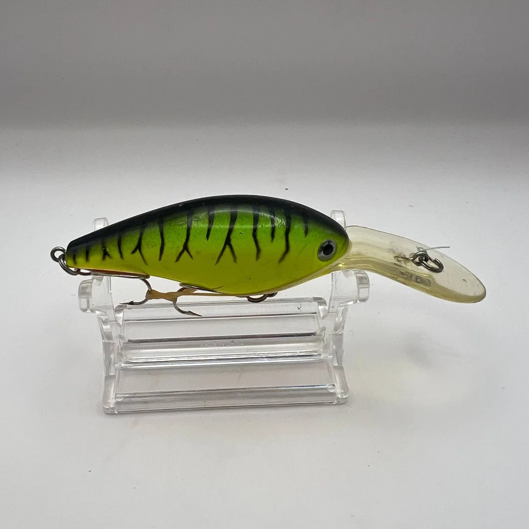 Wobler crankbait, zielono-czarne pręgi; Daiwa — zdjęcie 2