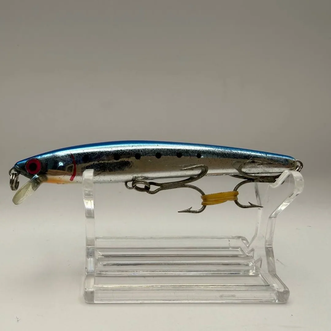 Wobler Daiwa Seabass Hunter II, niebieski — zdjęcie 1