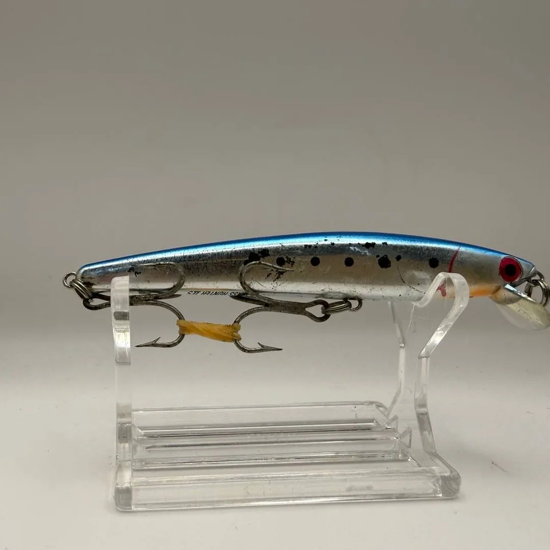 Wobler Daiwa Seabass Hunter II, niebieski — zdjęcie 2