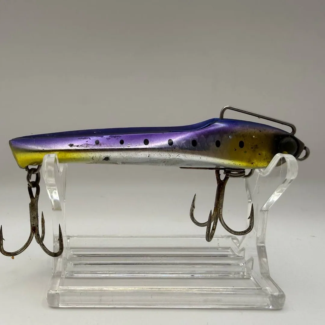 Wobler Metal Drive fioletowy, 90 mm, 38 g — zdjęcie 2
