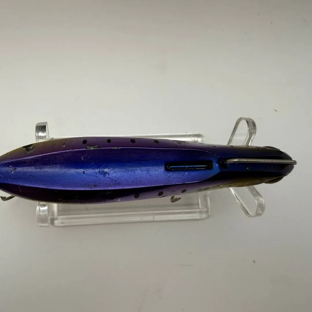 Wobler Metal Drive fioletowy, 90 mm, 38 g — zdjęcie 3