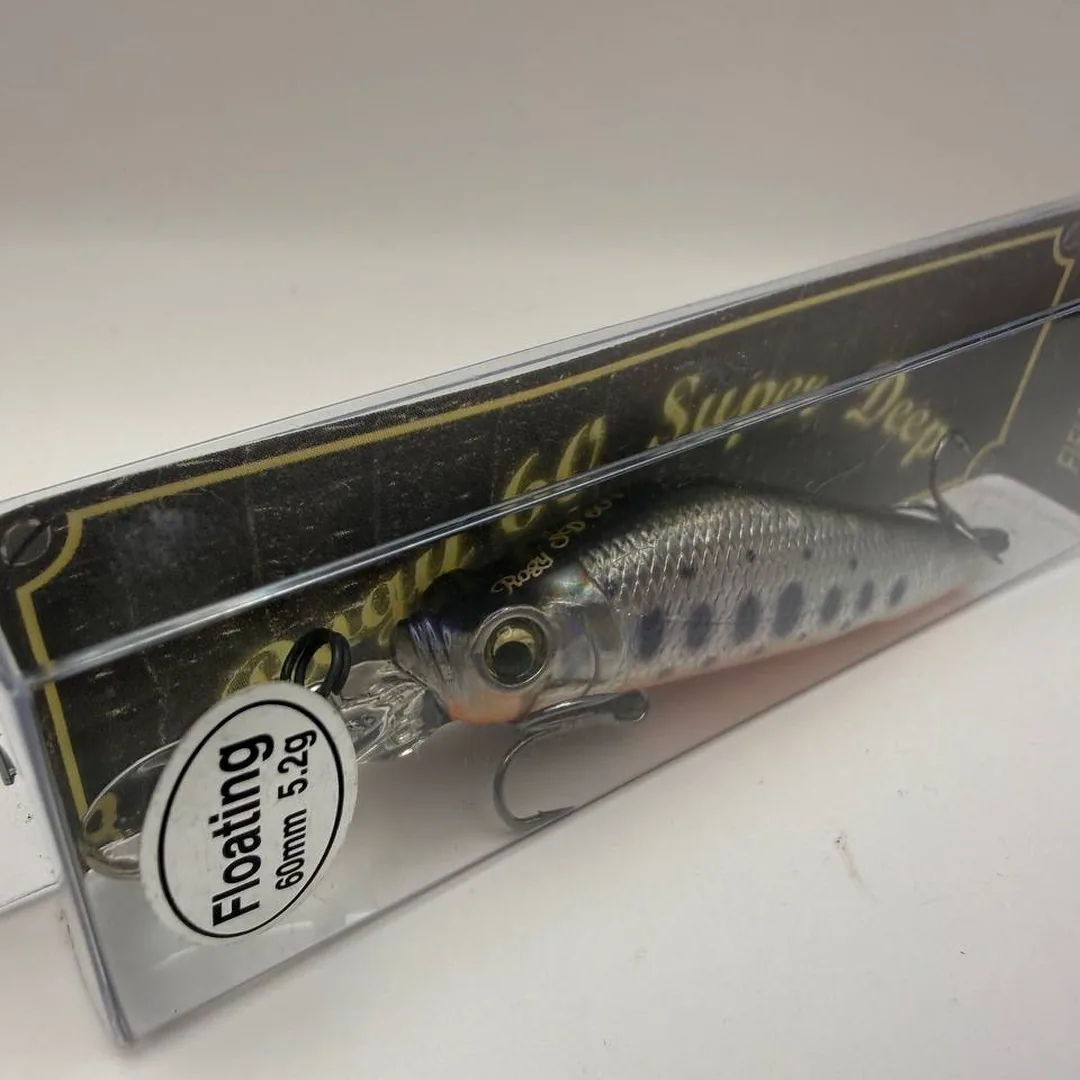Pływający wobler Field Hunter Rogy SD 60F, srebrny — zdjęcie 3