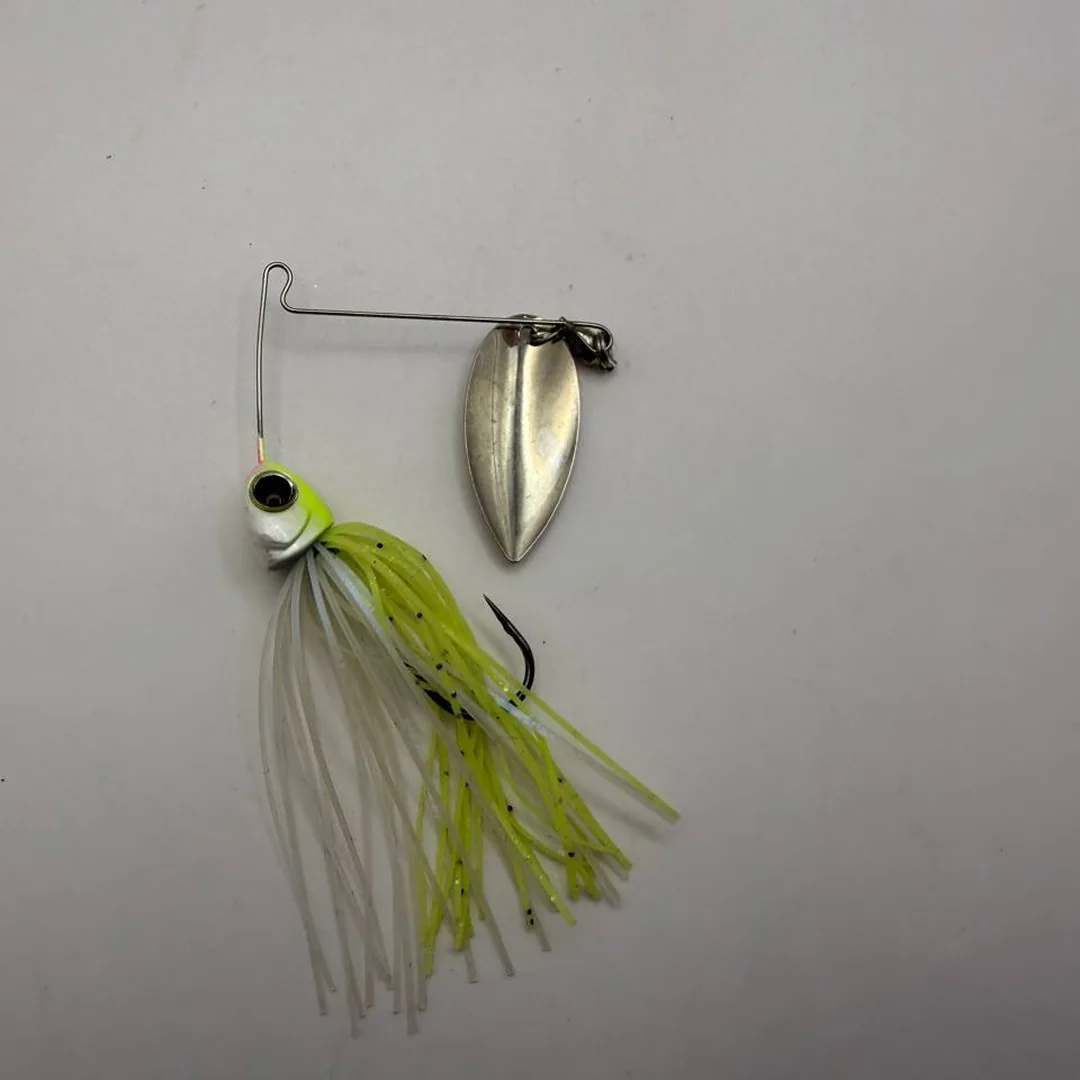 Spinnerbait srebrny z żółtym — zdjęcie 2