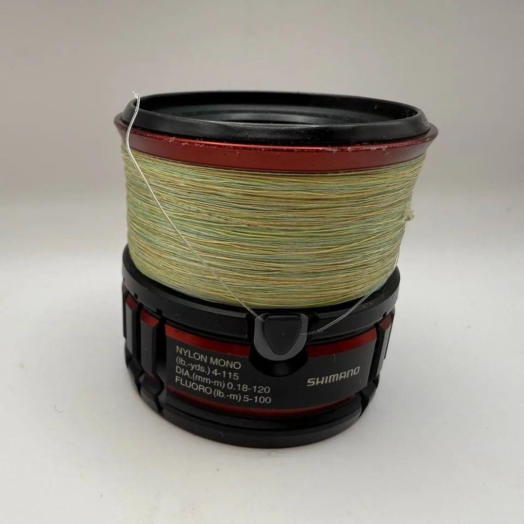 Shimano Vanford 2500S szpula, kolor czarny z czerwonym — zdjęcie 3