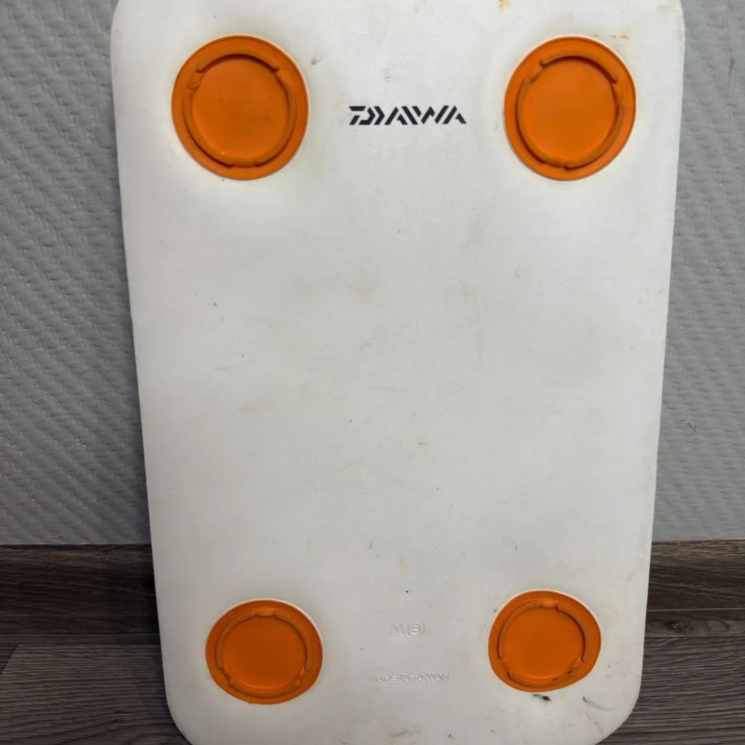 Poduszka Daiwa wodoodporna, kremowa — zdjęcie 2