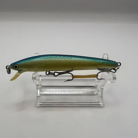 Wobler minnow Princess M (S) niebieski grzbiet, złote boki