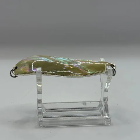Błystka wahadłowa perłowa z holograficznymi refleksami