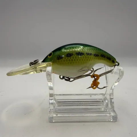 Wobler Luck-E-Strike Bass Hunter II, zielono-żółty, 55mm