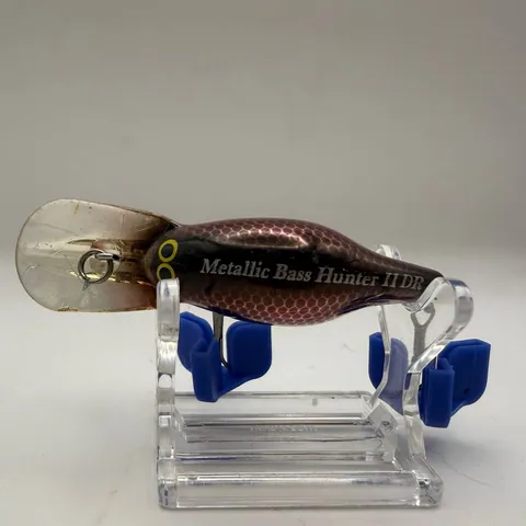 Wobler Metallic Bass Hunter II DR, brązowy grzbiet, srebrne boki