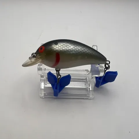 Wobler crankbait srebrny z czerwonym akcentem