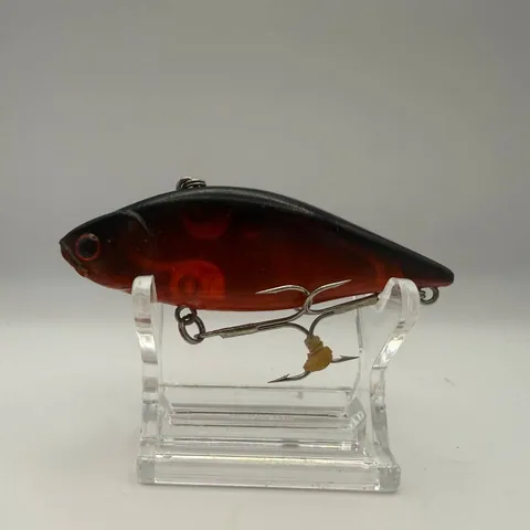 Lucky Craft LV-200, czerwono-czarna wibra lipless crankbait