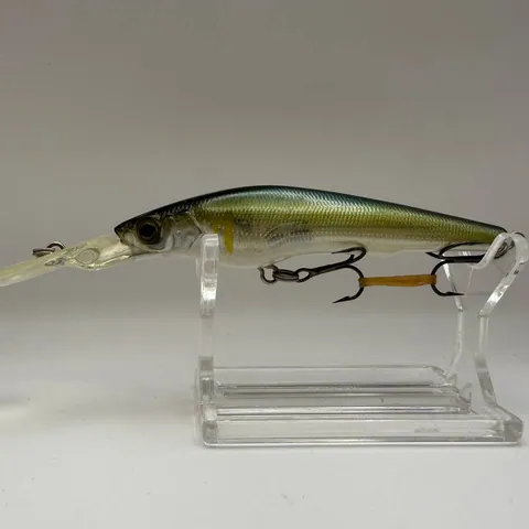 Wobler minnow, zielony grzbiet, złote boki
