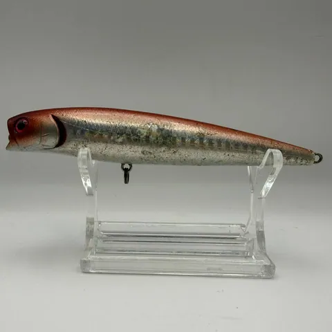 Wobler Daiwa TD Salt Pencil, czerwono-srebrny