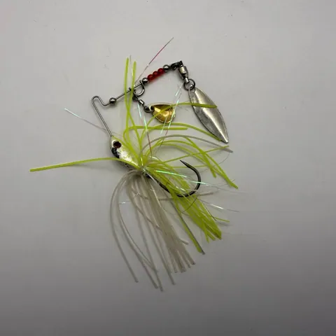 Spinnerbait żółto-biały 9g
