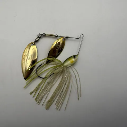 Obrotówka spinnerbait zielony