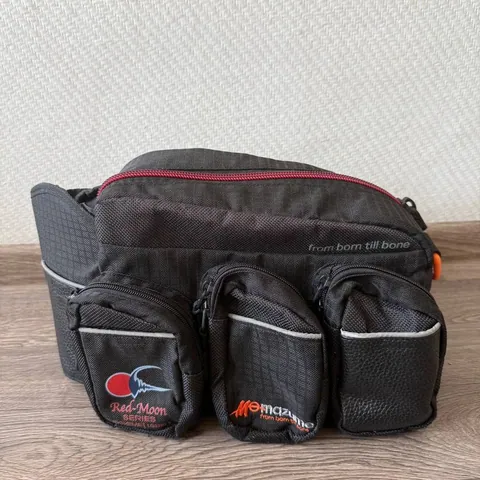 Momazume Red-Moon torba wedkarska z Japonii