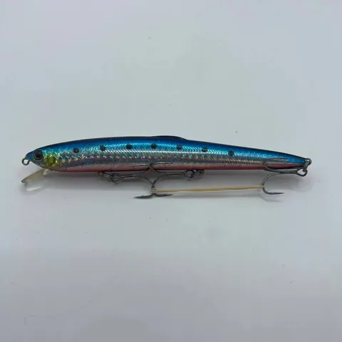 Smith Saruna Slim 140F wobler z Japonii