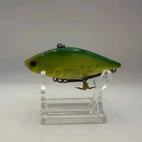 Lucky Craft LV-300R wibra 70mm 22g z Japonii